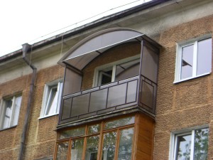 Балкон из монолитного поликарбоната своими руками