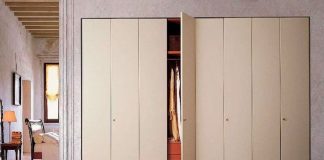 шкаф с распашными дверями